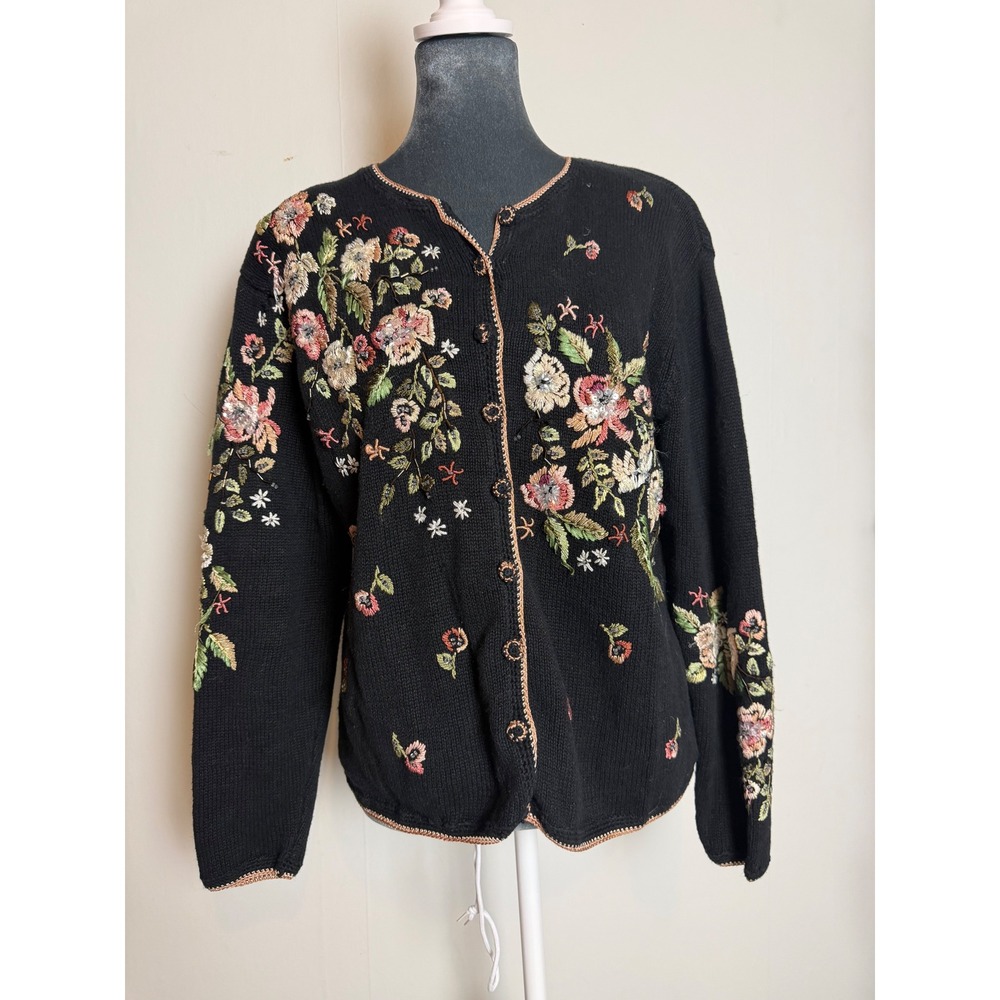 Tiara International VTG Floral Embroidered Cardigan sweater Cottagecore granny